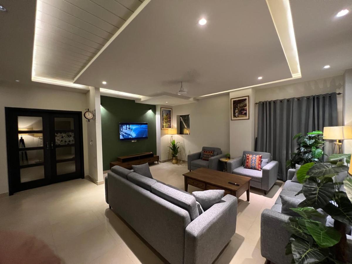Serenity Corner 4 Bhk Islamabad Ngoại thất bức ảnh