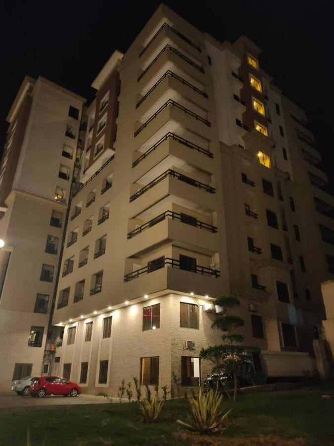 Serenity Corner 4 Bhk Islamabad Ngoại thất bức ảnh