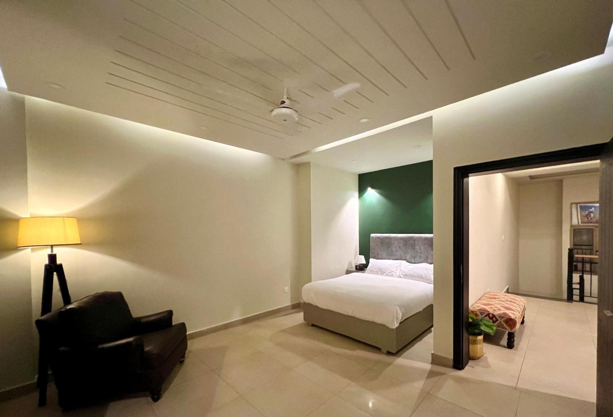 Serenity Corner 4 Bhk Islamabad Ngoại thất bức ảnh