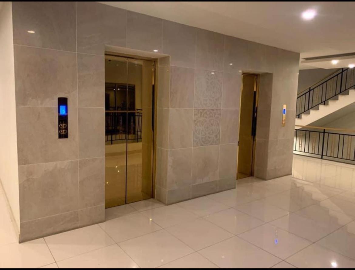 Serenity Corner 4 Bhk Islamabad Ngoại thất bức ảnh